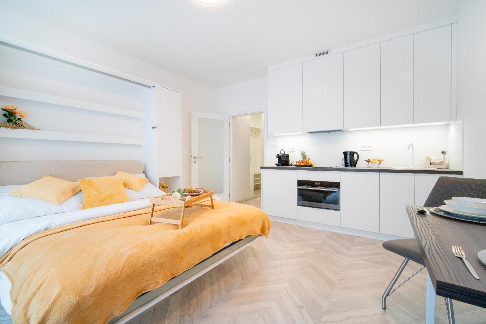 City Relax Apartments With Free Parking, 10 Mins Walk To City Centre Brünn Exterior foto